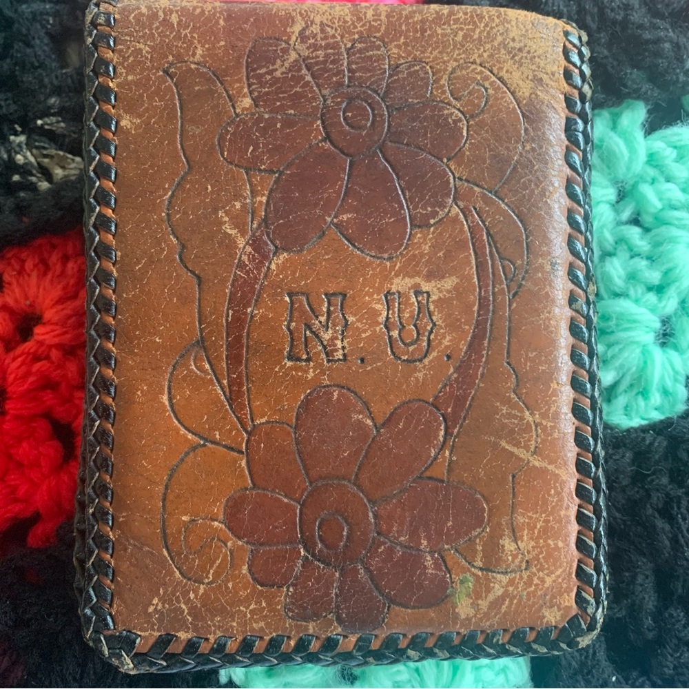 Vintage Tooled Leather Billfold Wallet 1970s Rose Flowers Monogram Initials